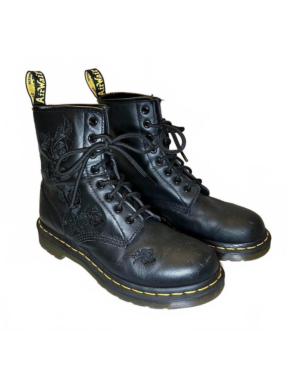 Dr. Martens Vonda Mono Black Floral Embroidered Boots US 7